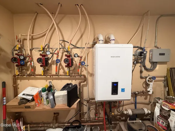 $359,900 | 28 Hollister Street, Coxsackie, NY 12051