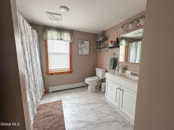 $359,900 | 28 Hollister Street, Coxsackie, NY 12051