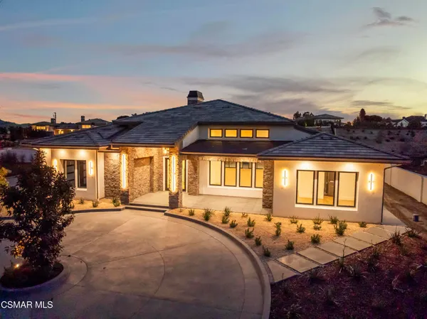$4,300,000 | 532 Corte Corrida, Camarillo, CA 93010