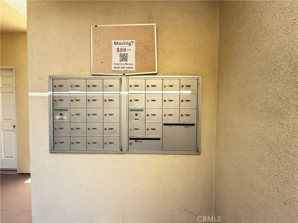 $2,700 | 300 East Providencia Avenue, Unit 111, Burbank, CA 91502