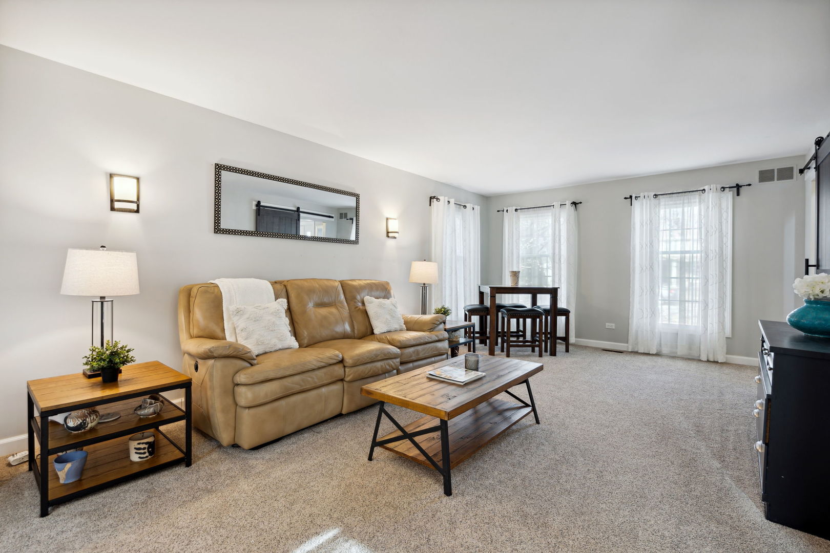 1246 Edward Road Naperville, IL 60540 - Photo 5 of 21 a living room with furniture and a lamp