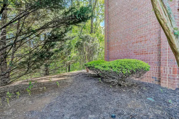 $294,500 | 3050 McVitty Forest Drive, Unit 106, Roanoke, VA 24018