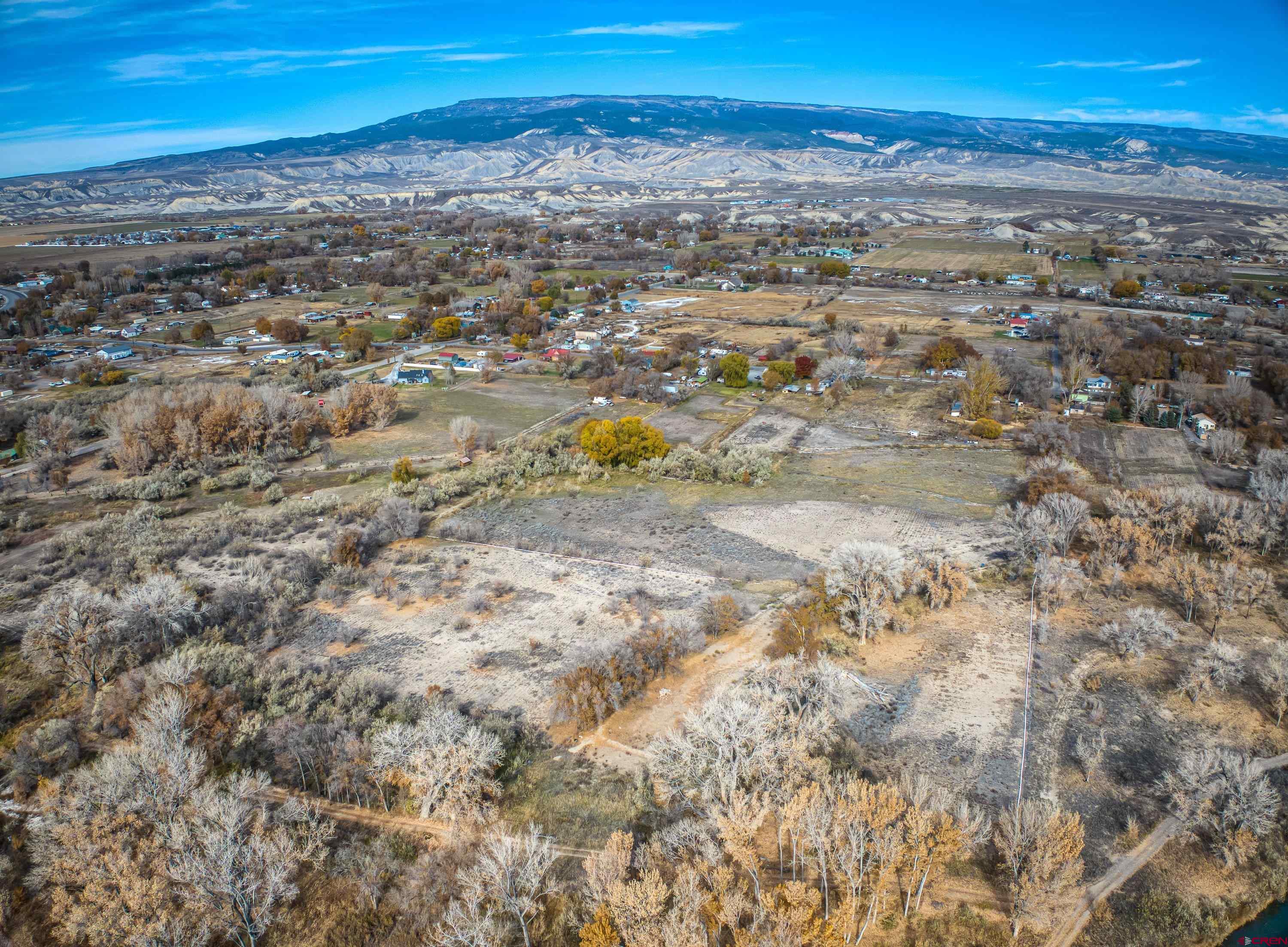 1663 H38 Road Delta, CO 81416 - Photo 3 of 20 a view of city and ocean