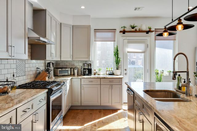 $700,000 | 2057 Amber Street, Philadelphia, PA 19125