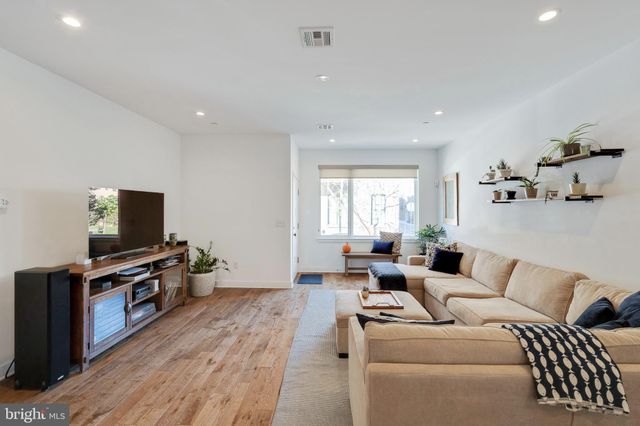 $700,000 | 2057 Amber Street, Philadelphia, PA 19125