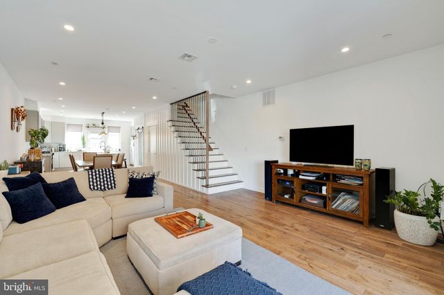 $700,000 | 2057 Amber Street, Philadelphia, PA 19125