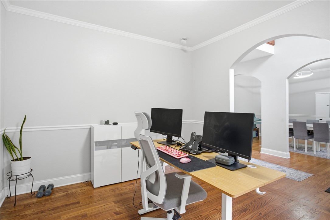207 Devonhurst Drive Seneca, SC 29678 - Photo 11 of 50 This dedicated workspace offers hardwood floors y.