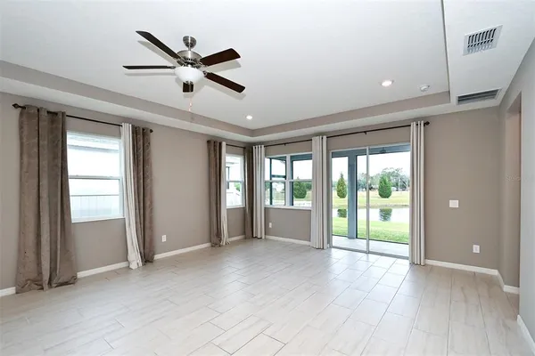 $3,800 | 14239 59th Circle East, Bradenton, FL 34211