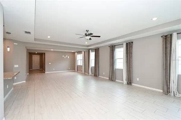 $3,800 | 14239 59th Circle East, Bradenton, FL 34211