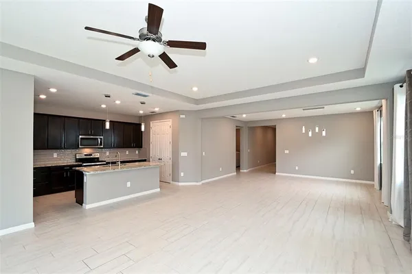 $3,800 | 14239 59th Circle East, Bradenton, FL 34211