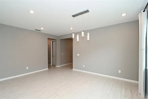 $3,800 | 14239 59th Circle East, Bradenton, FL 34211