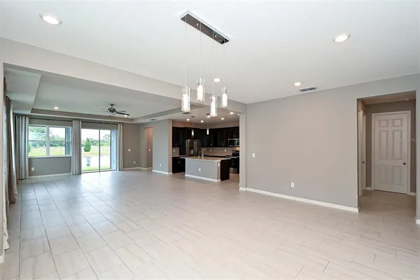 $3,800 | 14239 59th Circle East, Bradenton, FL 34211