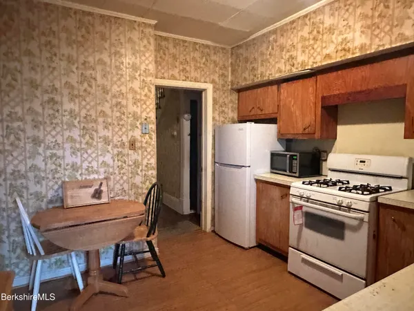 $259,900 | 165-167 Appleton Avenue, Pittsfield, MA 01201