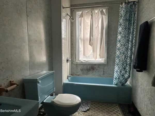 $259,900 | 165-167 Appleton Avenue, Pittsfield, MA 01201