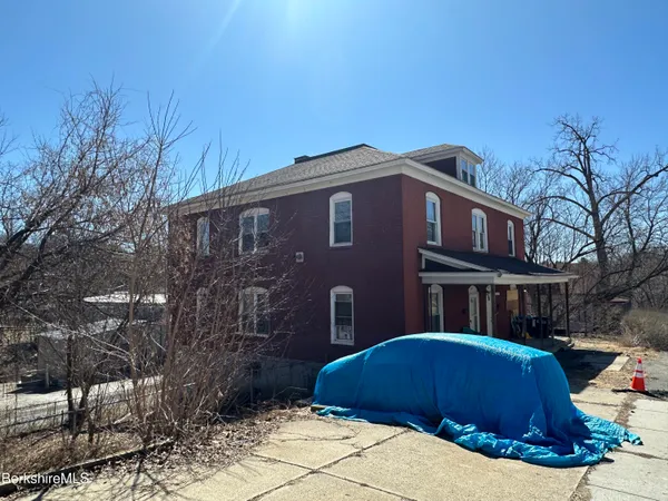 $259,900 | 165-167 Appleton Avenue, Pittsfield, MA 01201