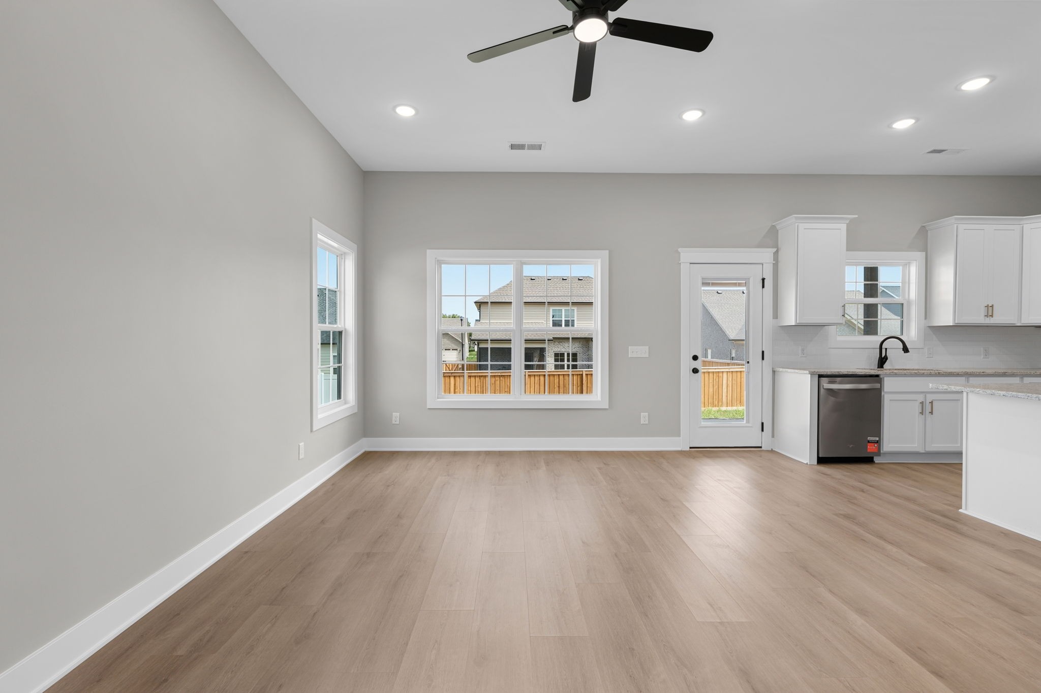2515 Topeka Road Bowling Green, KY 42103 - Photo 9 of 26 Gallery Image 9