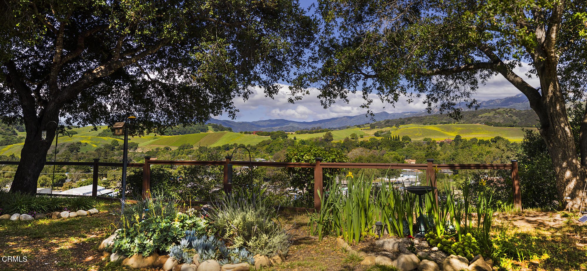 45 Rio Via Oak View, CA 93022 - Photo 5 of 34 a view of a lake from a yard