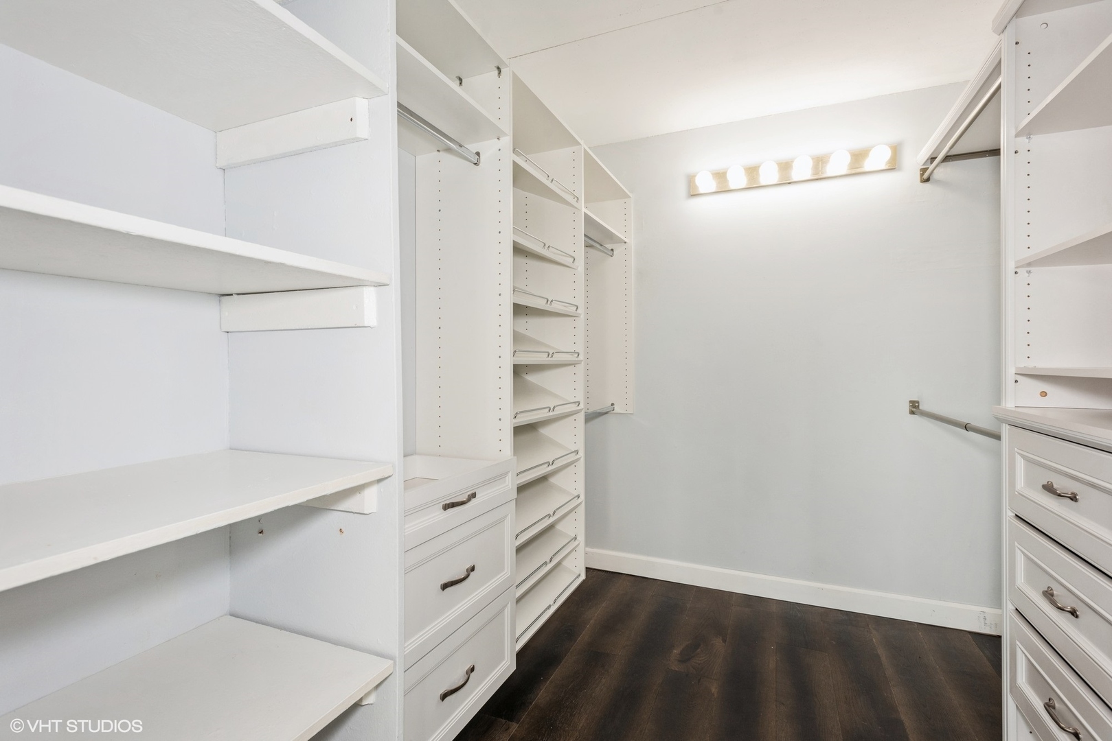 2015 South Finley Road, Unit 403 Lombard, IL 60148 - Photo 7 of 19 a view of walk in closet with empty racks