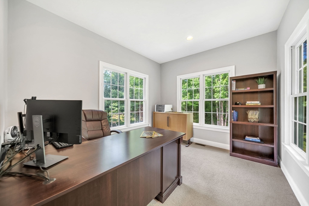 1125 Burroughs Road Boxborough, MA 01719 - Photo 18 of 42