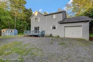 $2,200 | 1267 Chandus Way, Tobyhanna, PA 18466