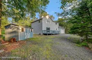 $2,200 | 1267 Chandus Way, Tobyhanna, PA 18466
