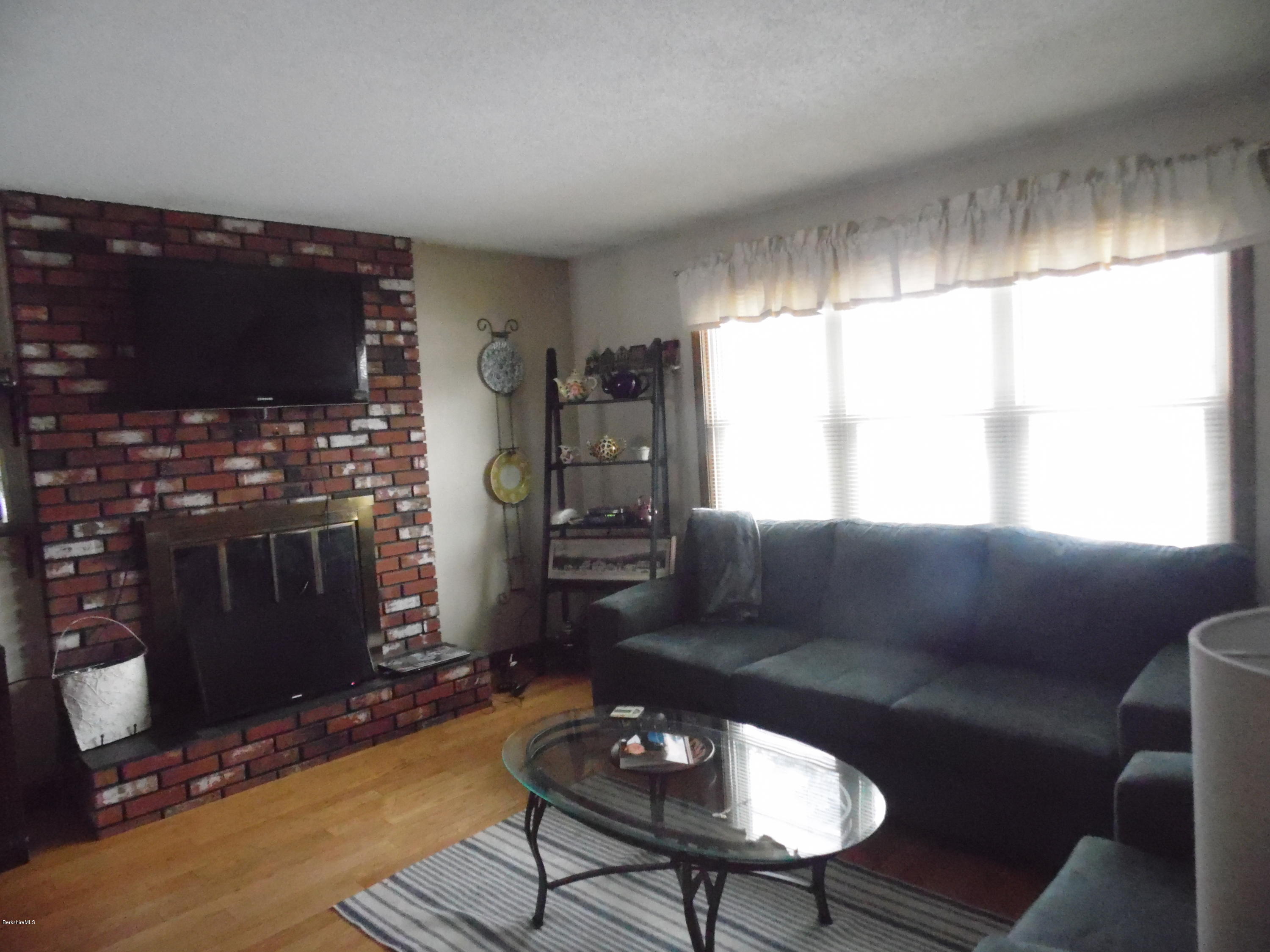 59 Howe Road Pittsfield, MA 01201 - Photo 2 of 6 SAM_0002