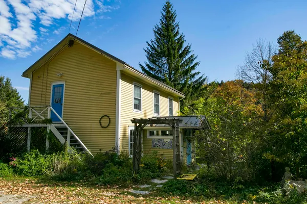 $599,000 | 5677 Main Street, Waitsfield, VT 05673