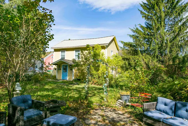 $625,000 | 5677 Main Street, Waitsfield, VT 05673