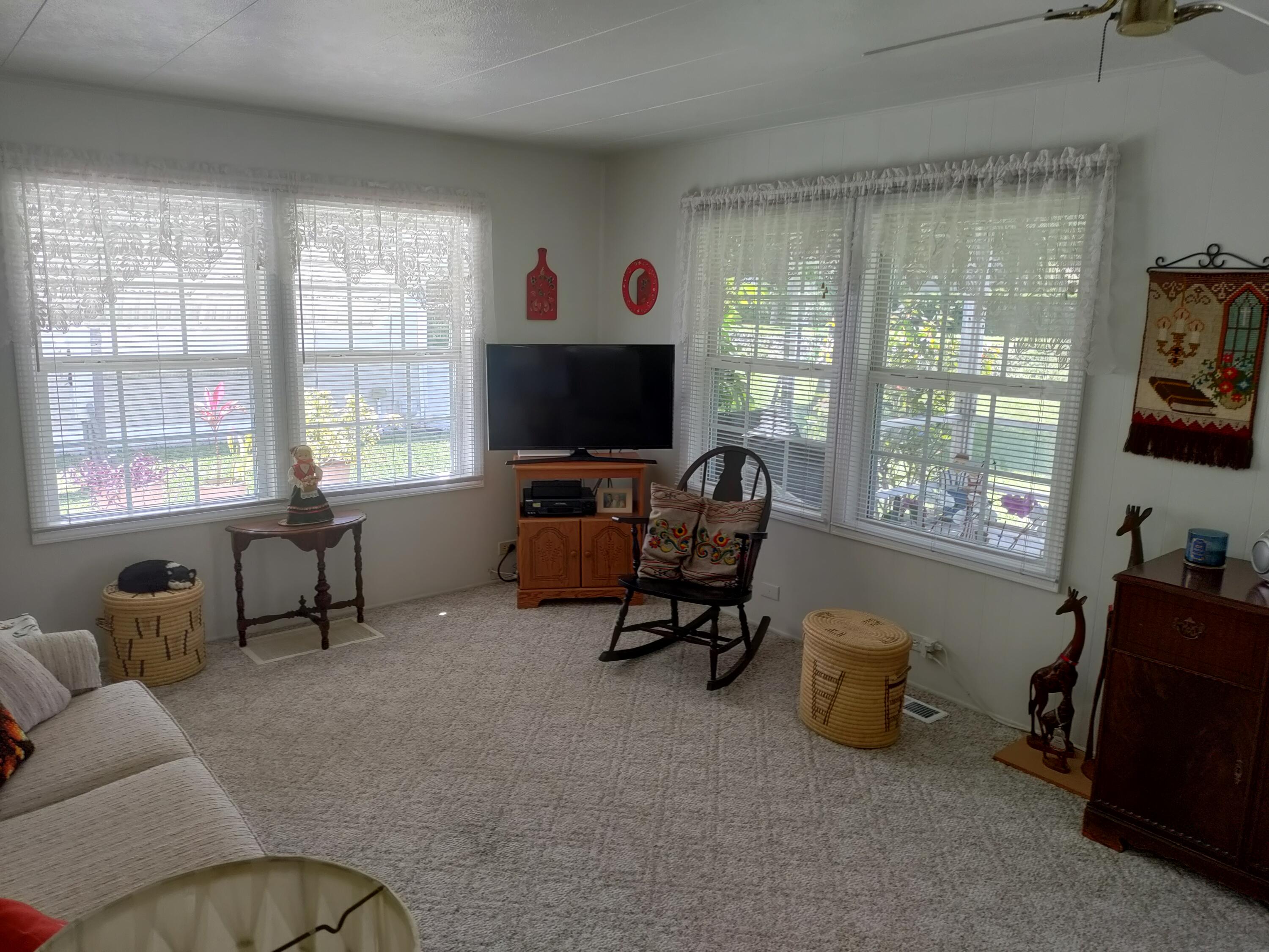 8270 South Street Boca Raton, FL 33433 - Photo 9 of 32 3 LR (6)