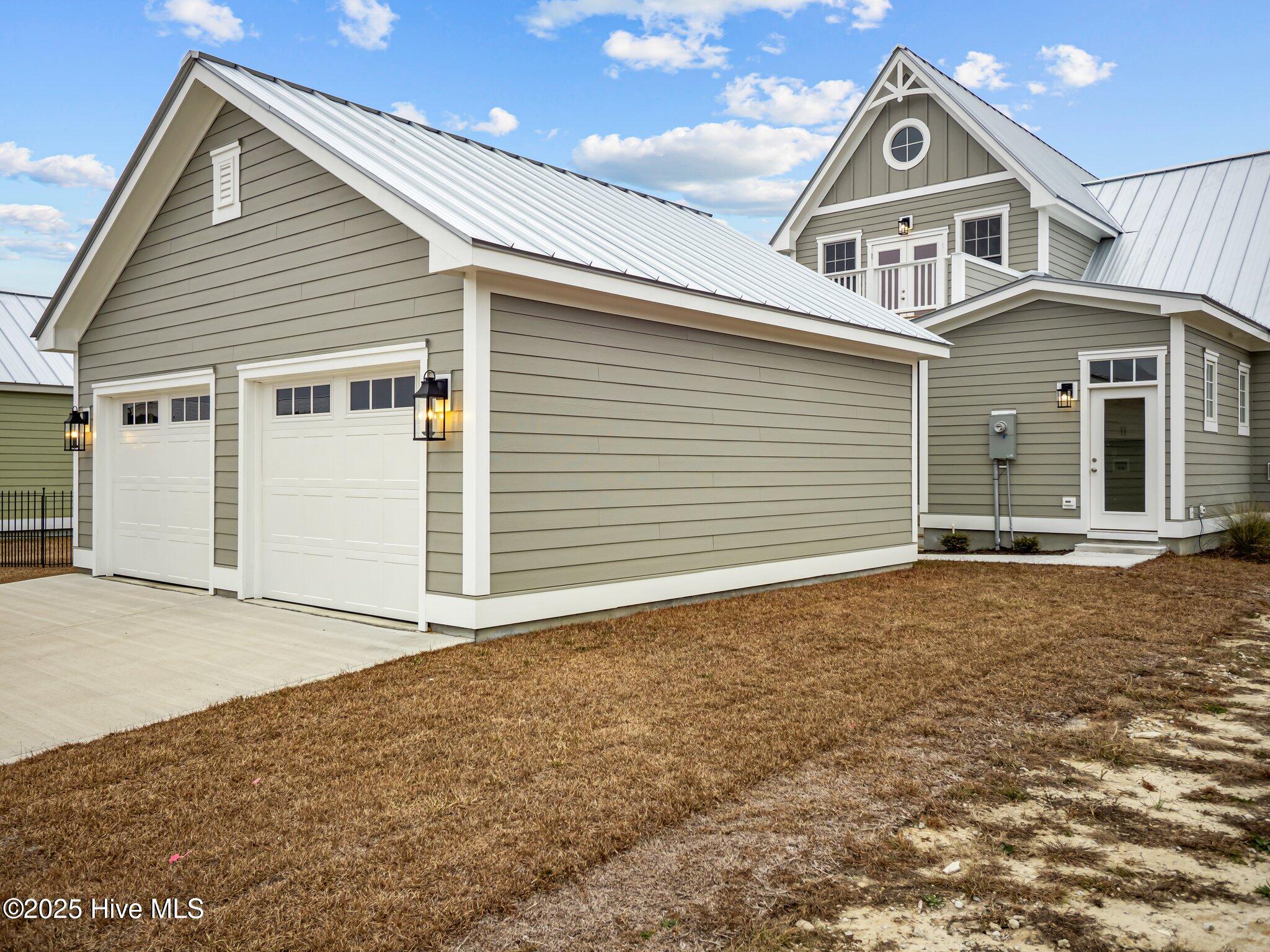 214 Ward Road Swansboro, NC 28584 - Photo 36 of 43 Rear Elevation