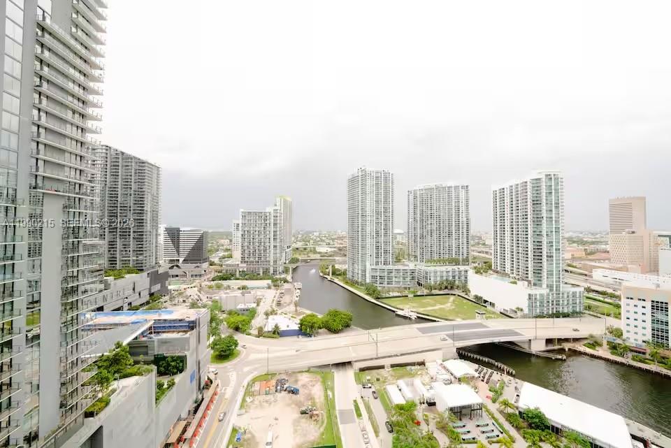 31 Southwest 6th Street, Unit 301 Miami, FL 33130 - Photo 34 of 35