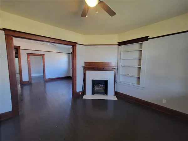 $306,000 | 210 Illinois Avenue, St. Joseph, MO 64504