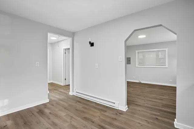 $379,999 | 7 Candle Hill Road, New Fairfield, CT 06812