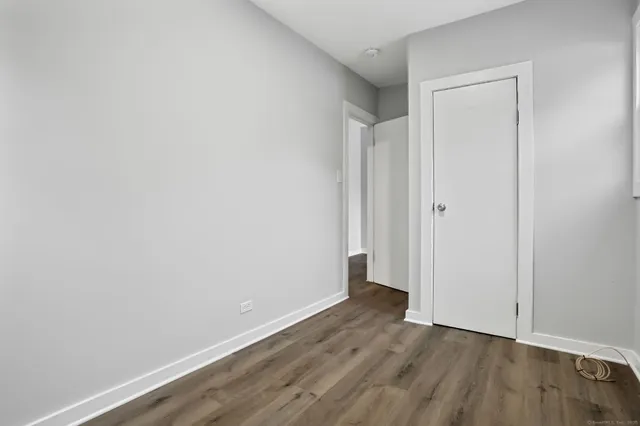 $379,999 | 7 Candle Hill Road, New Fairfield, CT 06812