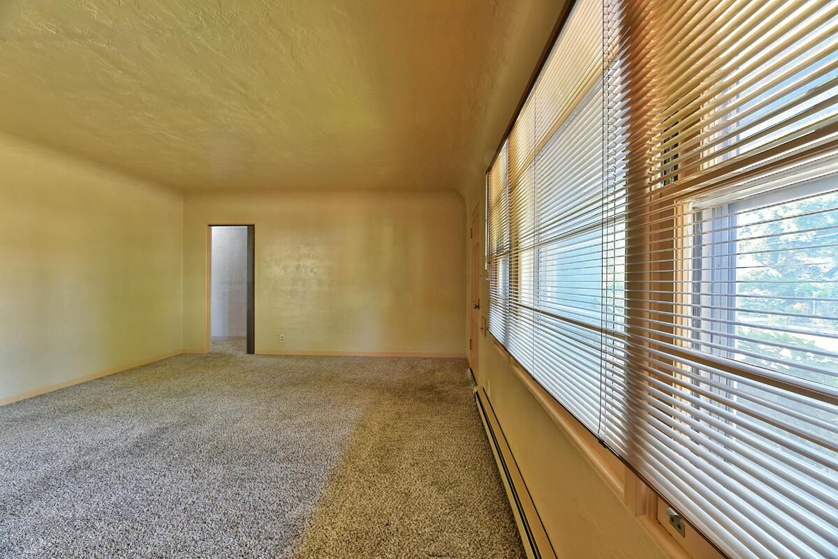 1100 Reddy Avenue Medford, OR 97504 - Photo 8 of 21 9