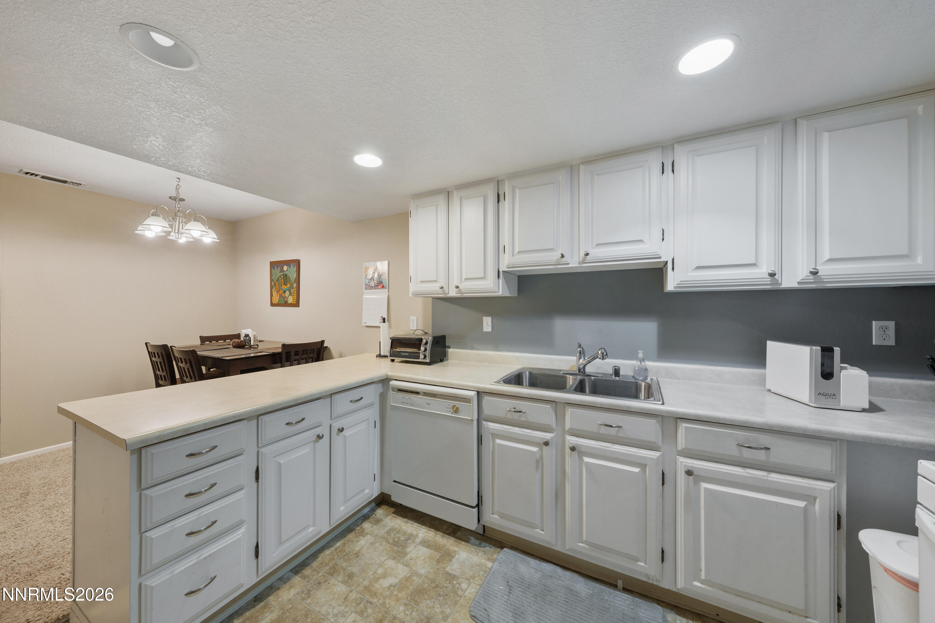 2300 Dickerson Road, Unit 26 Reno, NV 89503 - Photo 11 of 43 A7V06429