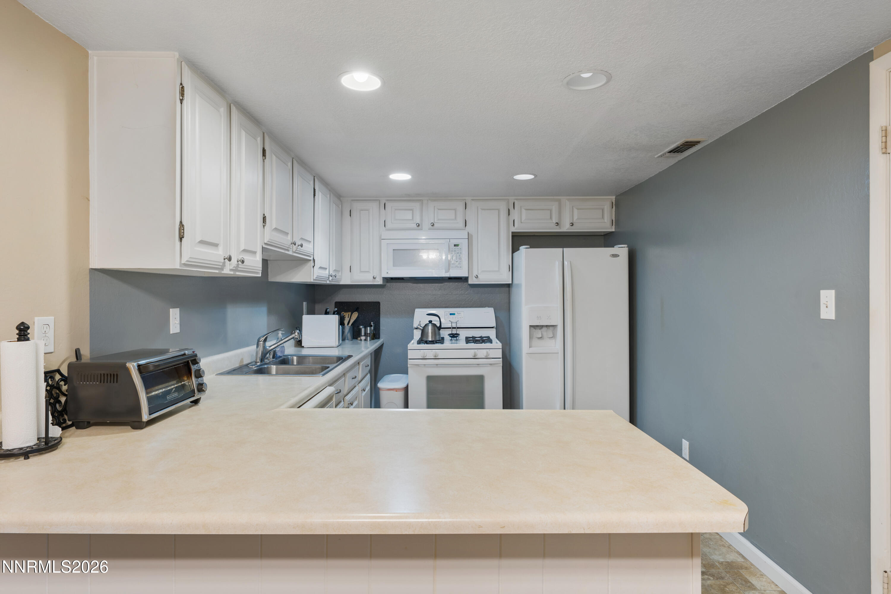 2300 Dickerson Road, Unit 26 Reno, NV 89503 - Photo 12 of 43 A7V06419