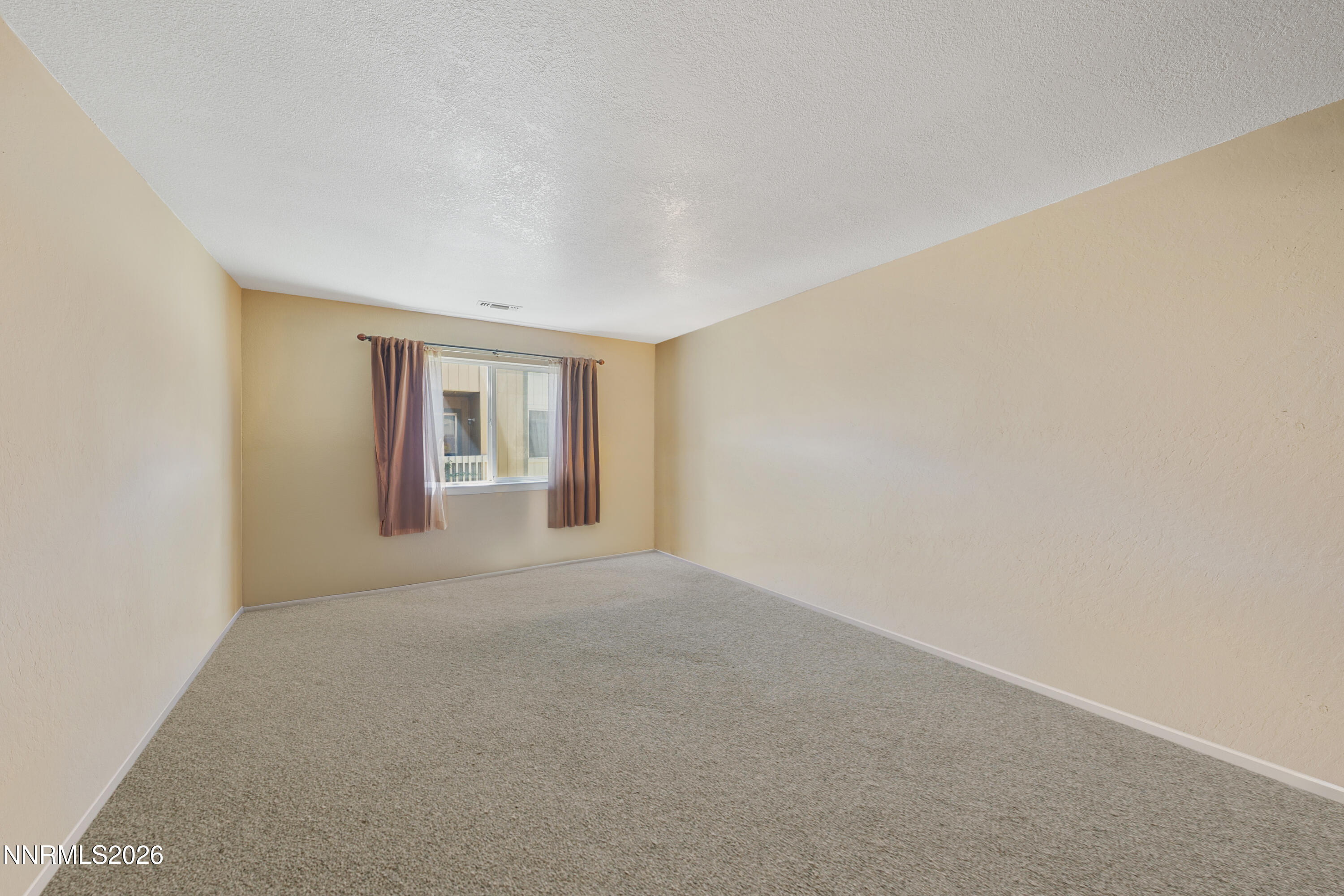2300 Dickerson Road, Unit 26 Reno, NV 89503 - Photo 18 of 43 A7V06304