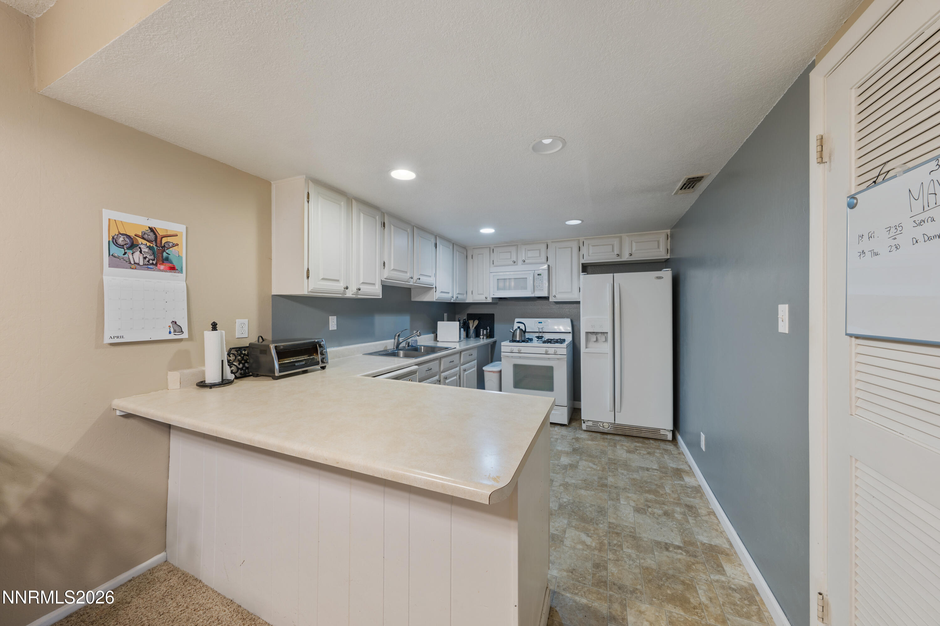 2300 Dickerson Road, Unit 26 Reno, NV 89503 - Photo 9 of 43 A7V06414