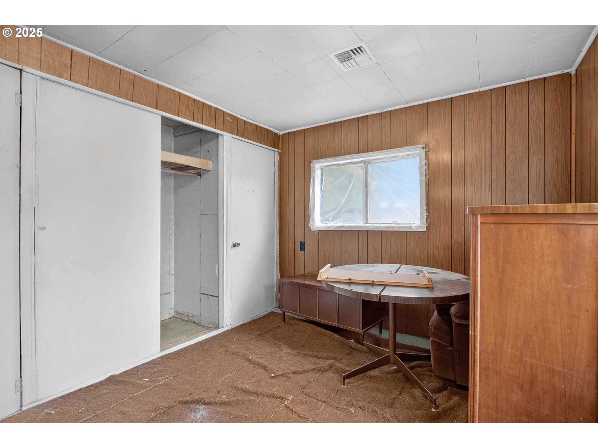 4916 E Street Springfield, OR 97478 - Photo 12 of 32