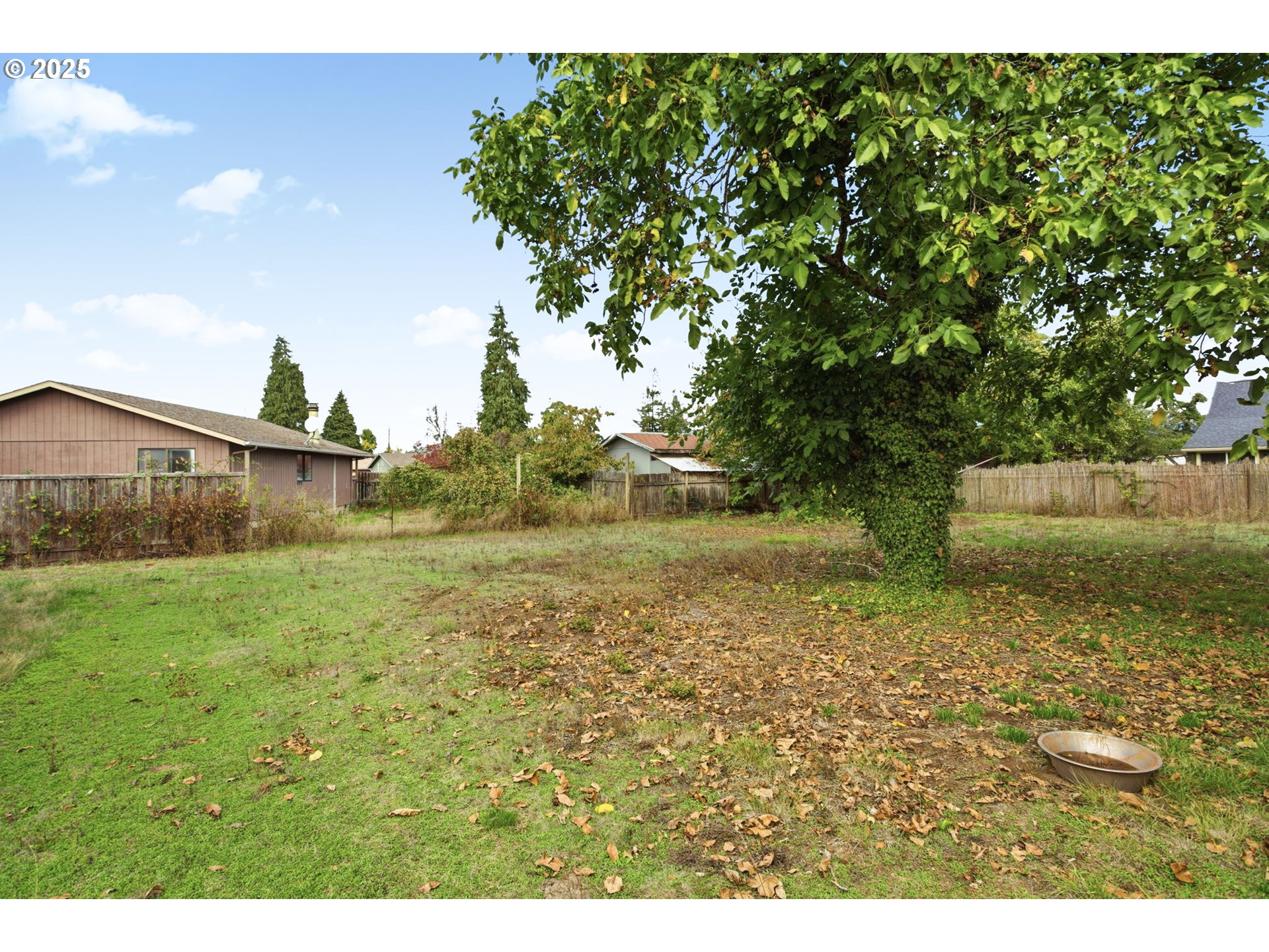 4916 E Street Springfield, OR 97478 - Photo 19 of 32