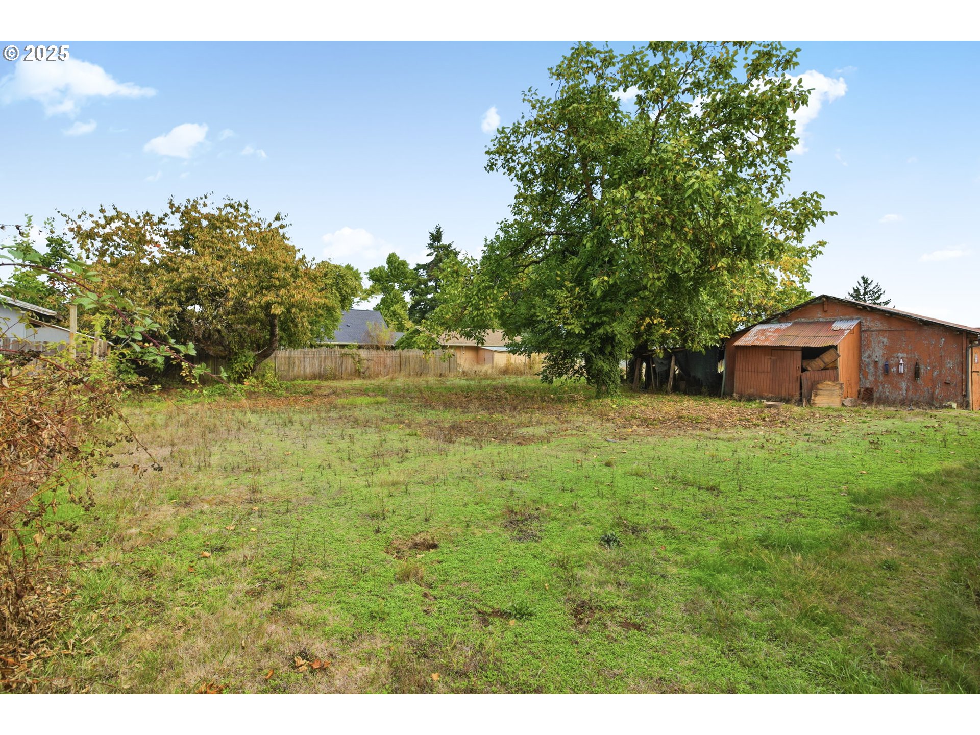 4916 E Street Springfield, OR 97478 - Photo 20 of 32
