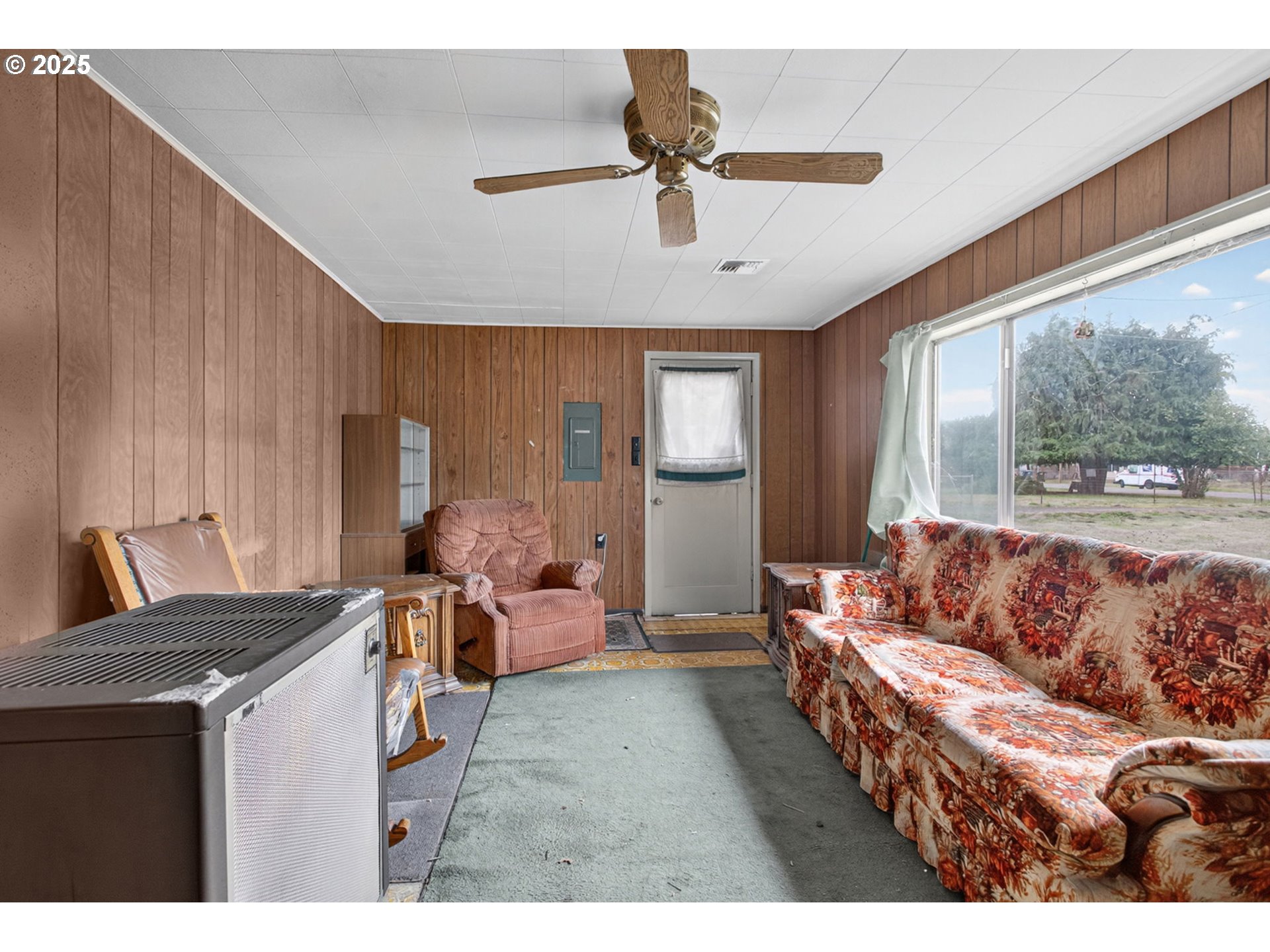 4916 E Street Springfield, OR 97478 - Photo 27 of 32