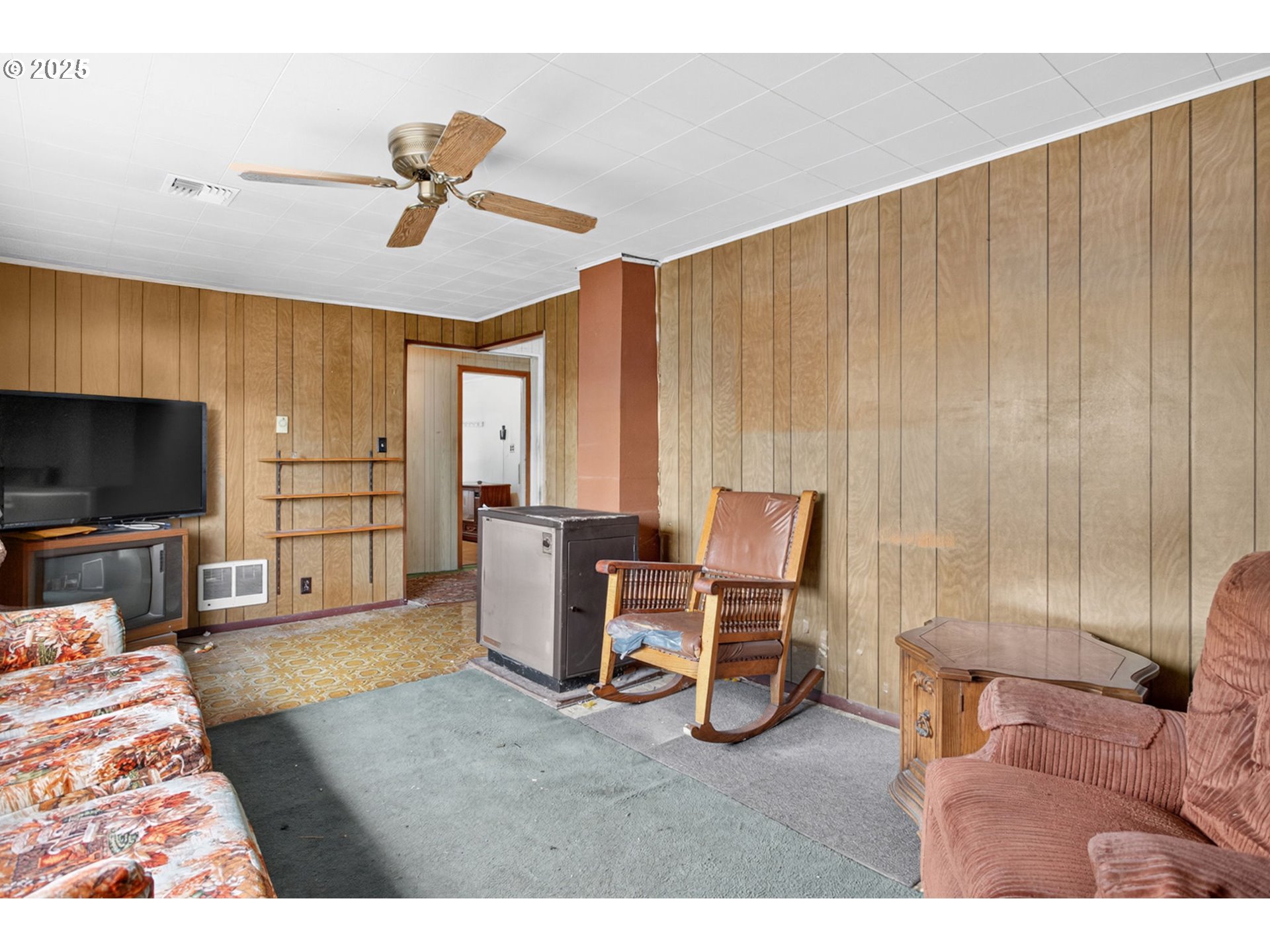 4916 E Street Springfield, OR 97478 - Photo 29 of 32