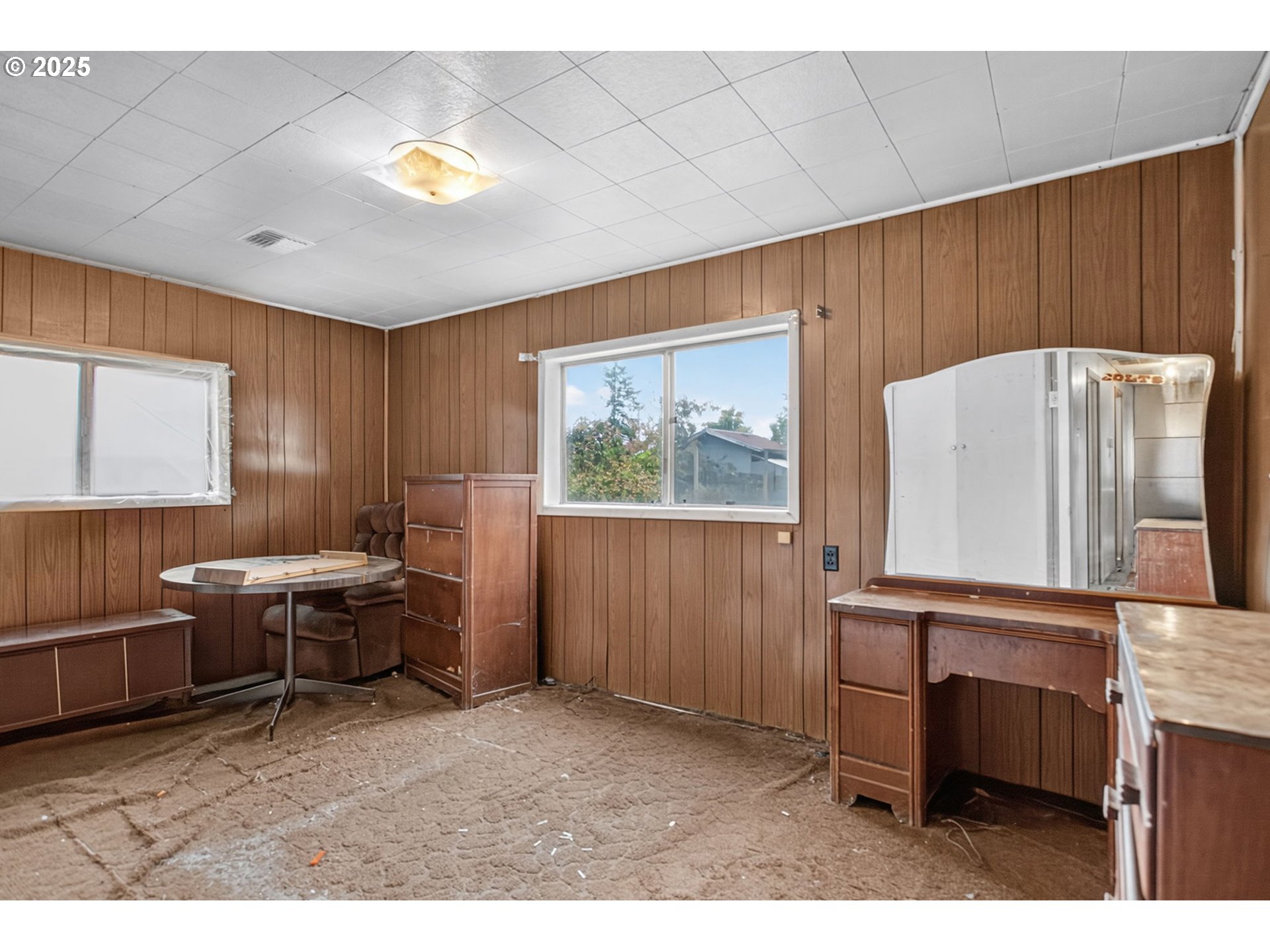 4916 E Street Springfield, OR 97478 - Photo 10 of 32