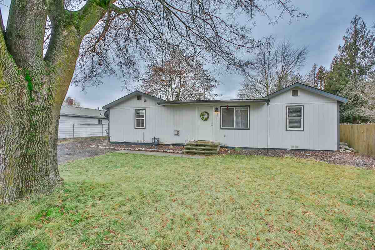 3711 North Center Road Spokane Valley, WA 99212 - Photo 1 of 16