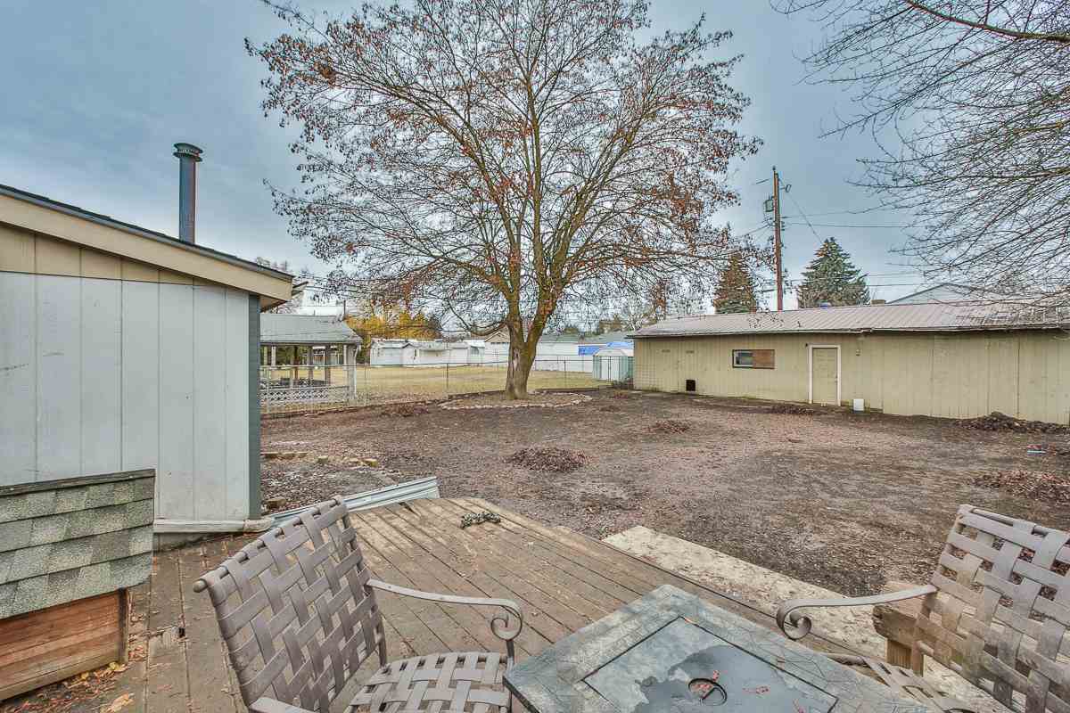 3711 North Center Road Spokane Valley, WA 99212 - Photo 15 of 16