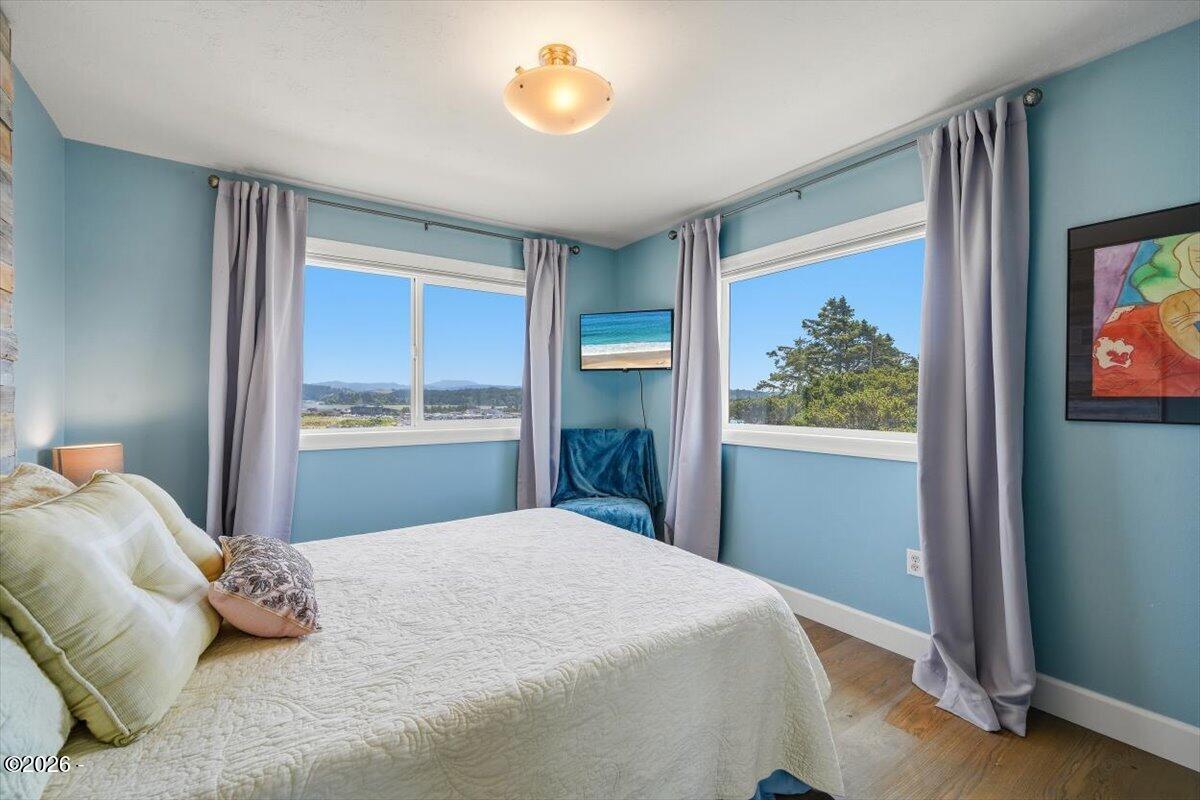811 Southwest 12th Street Newport, OR 97365 - Photo 53 of 85