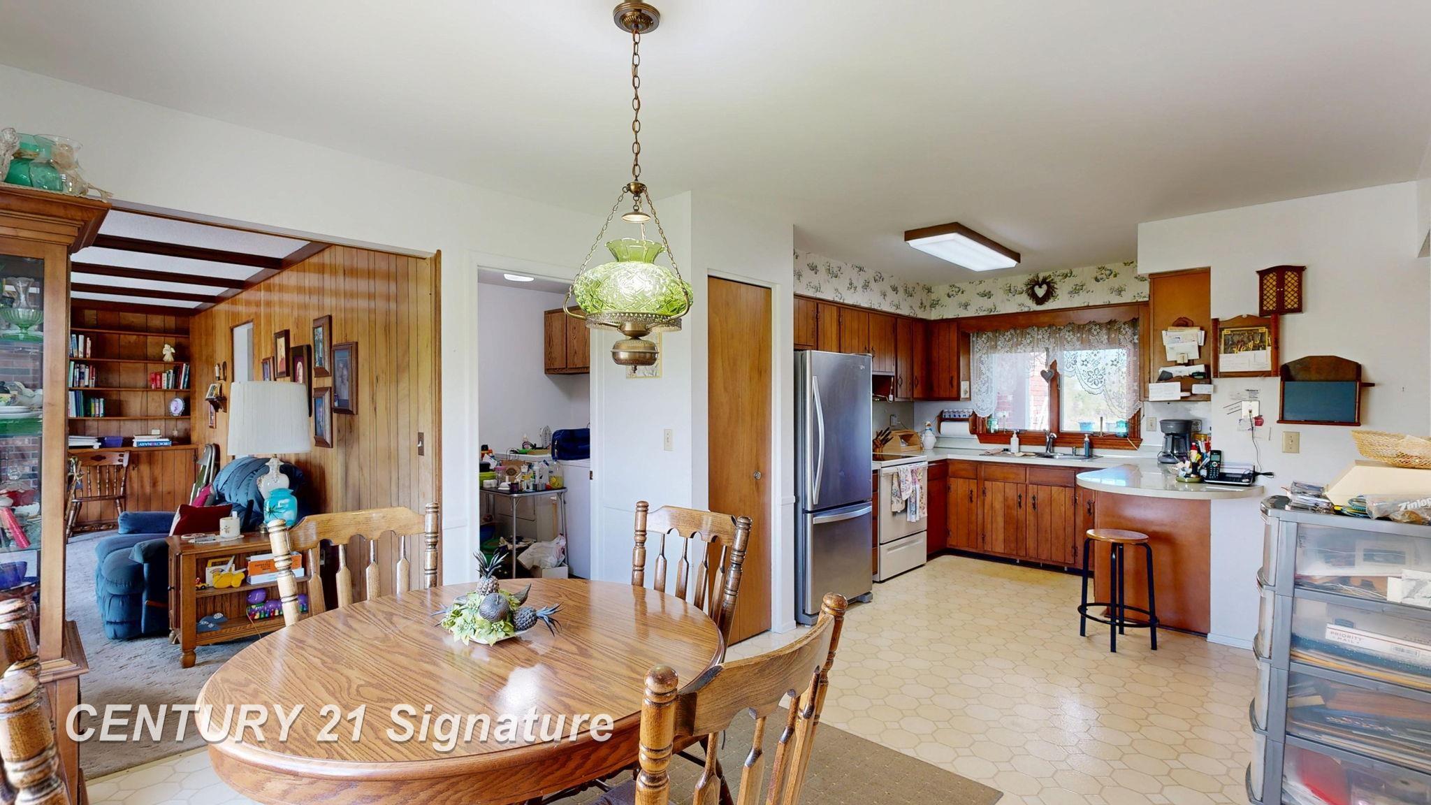 9115 Beecher Road Flushing, MI 48433 - Photo 19 of 59 50175215-65b1ccb6-a3f8-46a8-956a-ec3ed3aebd2a.JPG