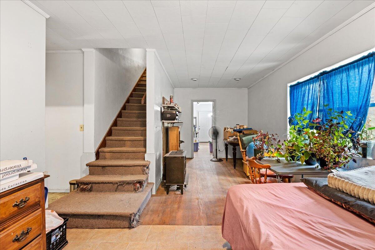 413 Chestnut Street Corbin, KY 40701 - Photo 24 of 46 24-Downstairs Living Room